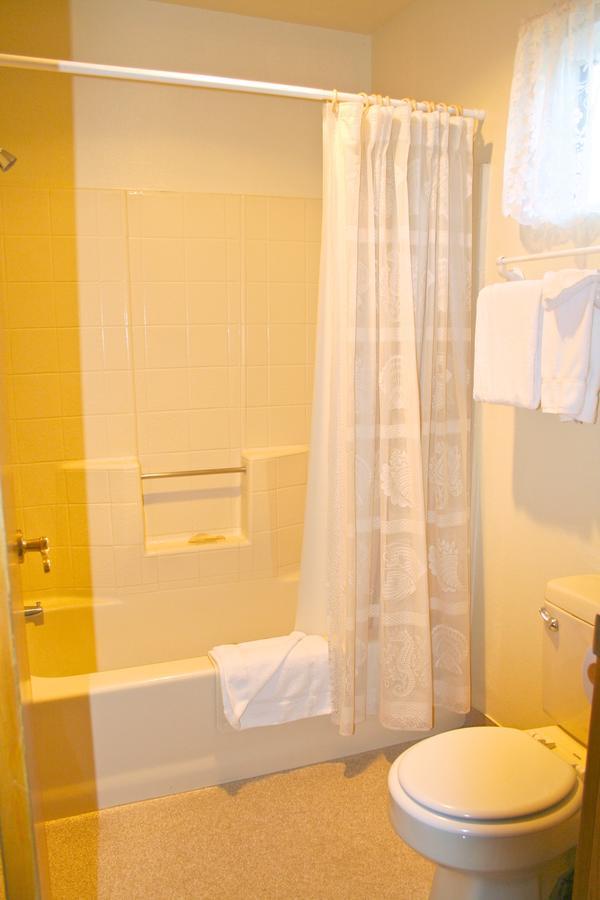 كامبريا Captain'S Cove Inn المظهر الخارجي الصورة
