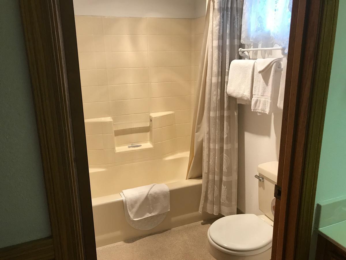 كامبريا Captain'S Cove Inn المظهر الخارجي الصورة